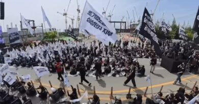 삼성노조 파업에 대한 극렬한 악선전과 교훈 “파업으로 인한 자본가들의 손실은 착취의 중단에 다름 아니다” 삼성노조 파업에 대한 극렬한 악선전과 교훈 “파업으로 인한 자본가들의 손실은 착취의 중단에 다름 아니다”